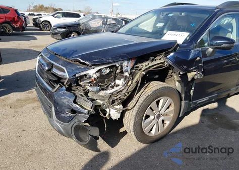 2018 Subaru Outback 2.5I Premium z USA, uszkodzony, nr VIN 4S4BSAHC9J3294565